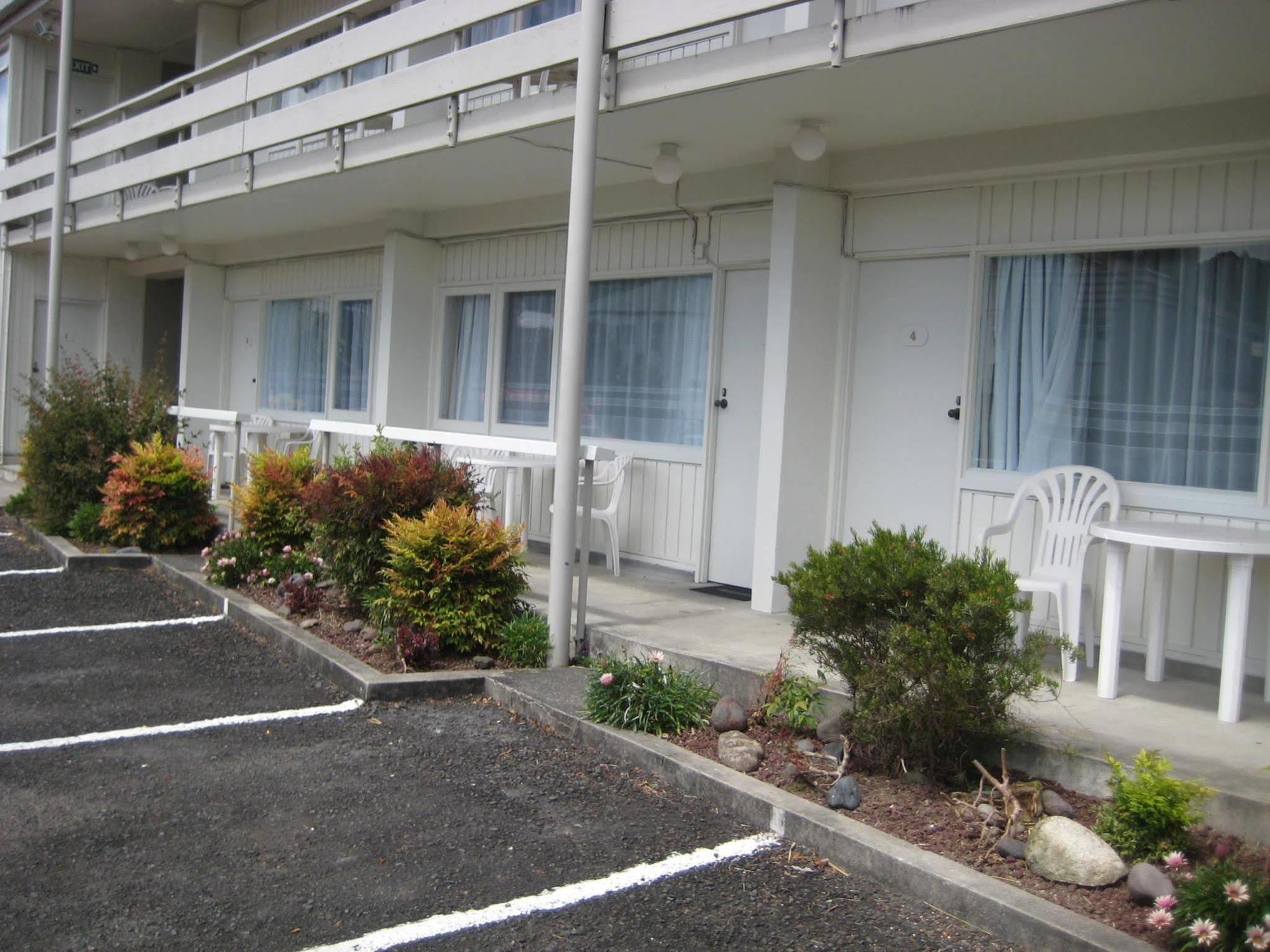 Alexander Motel タウマルヌイ エクステリア 写真